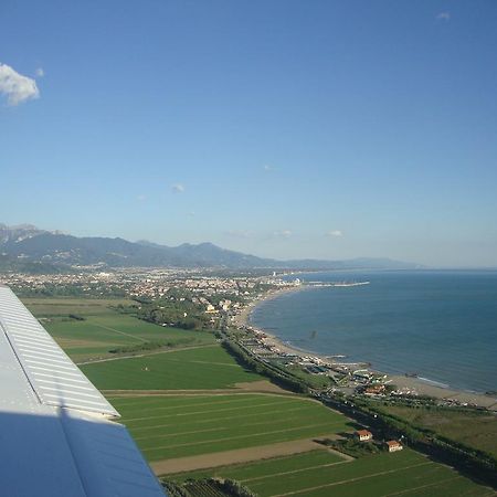 Appartamento Marina Marina Di Carrara Bilik gambar